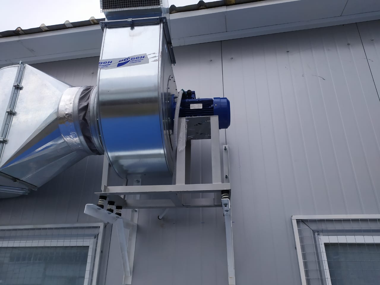 Монтаж вентиляционного оборудования на Заводе металлопластиковых изделий2